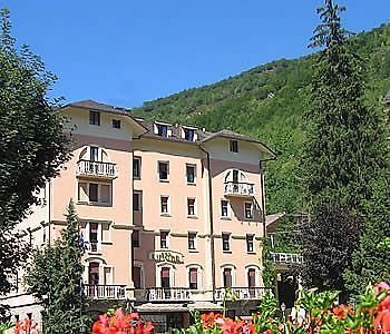 Limone Palace Aparthotel Limone Piemonte Eksteriør bilde