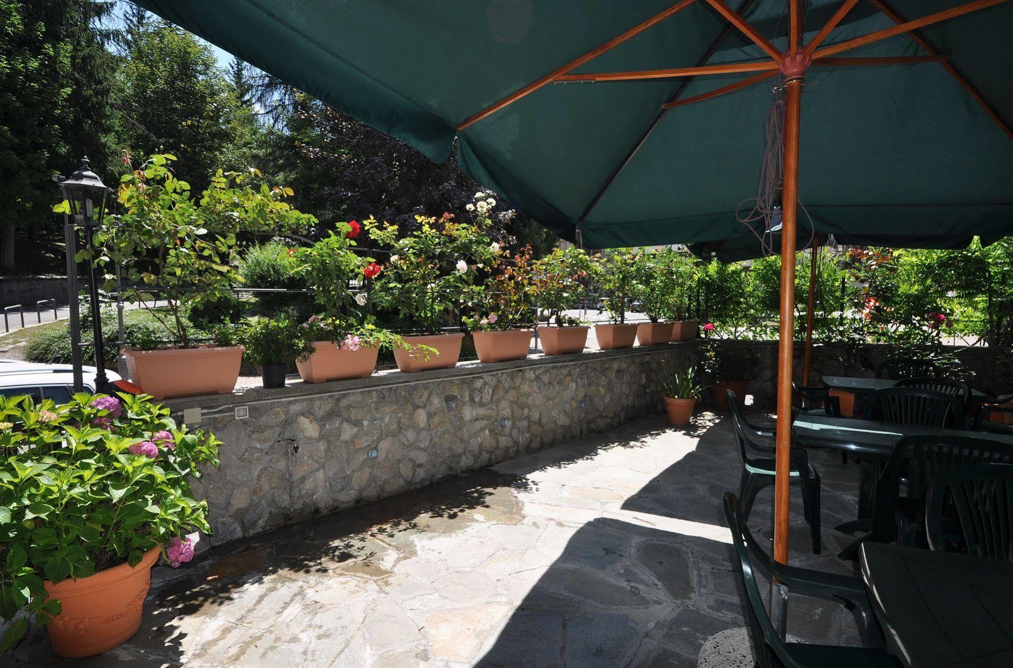 Limone Palace Aparthotel Limone Piemonte Eksteriør bilde