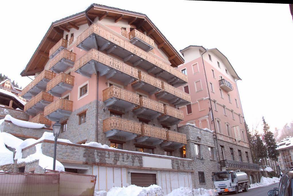 Limone Palace Aparthotel Limone Piemonte Eksteriør bilde